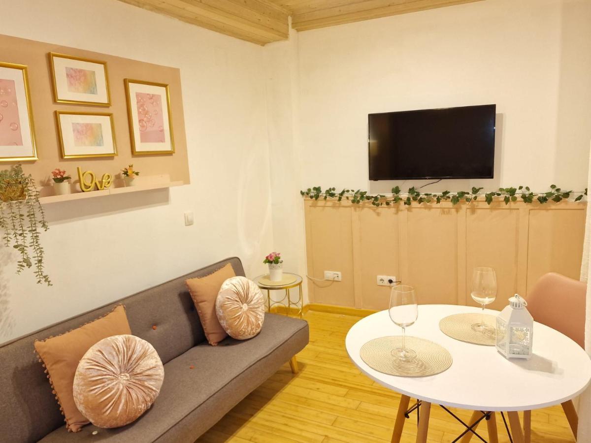 Cervantes Apartment Málaga Exteriör bild